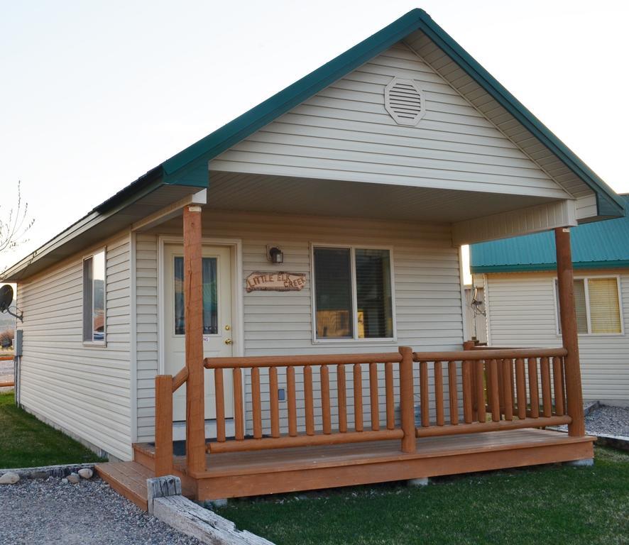 Swan Valley Sleepy J Cabins מראה חיצוני תמונה