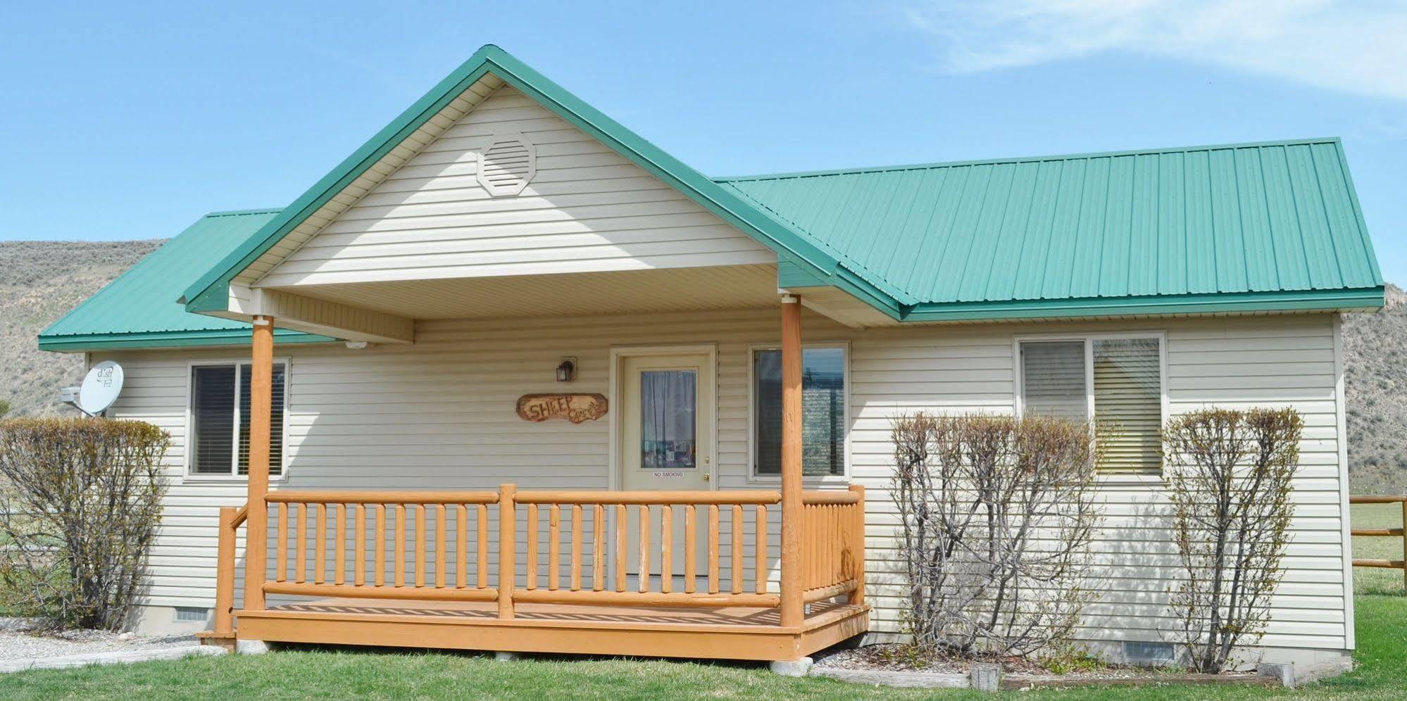 Swan Valley Sleepy J Cabins מראה חיצוני תמונה